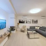 Kuk With Heated Salt Water Pool - * Makarska