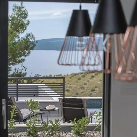 Villa Kuk With Heated Salt Water Pool -