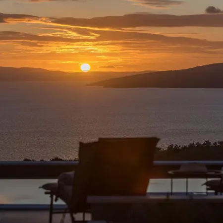 Kuk With Heated Salt Water Pool - Makarska