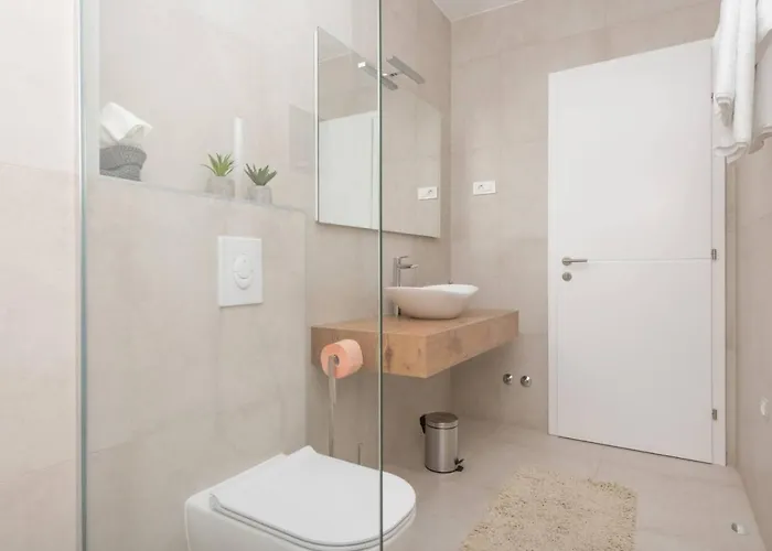 Kuk With Heated Salt Water Pool - Βίλα