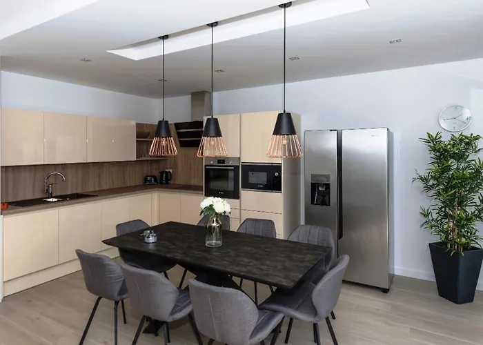 Kuk With Heated Salt Water Pool - * Μακάρσκα