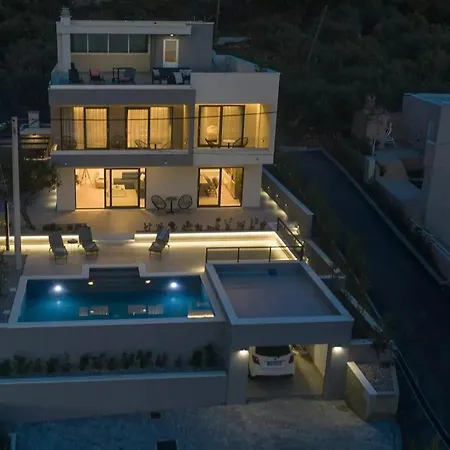 Kuk With Heated Salt Water Pool - فيلة