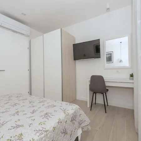 Kuk With Heated Salt Water Pool - *