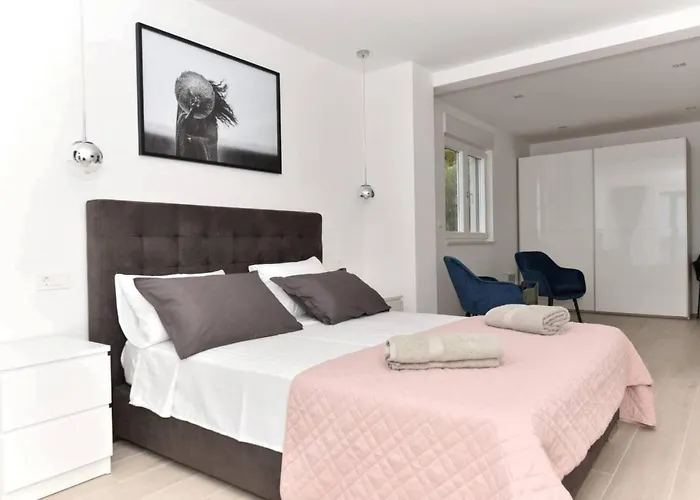 Kuk With Heated Salt Water Pool - *