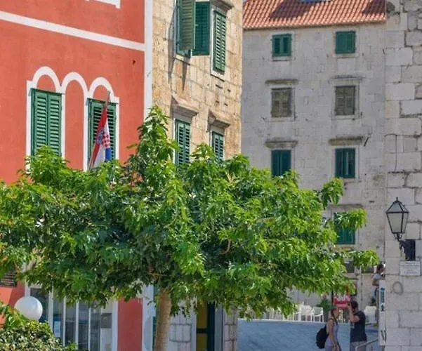 Kuk With Heated Salt Water Pool - *