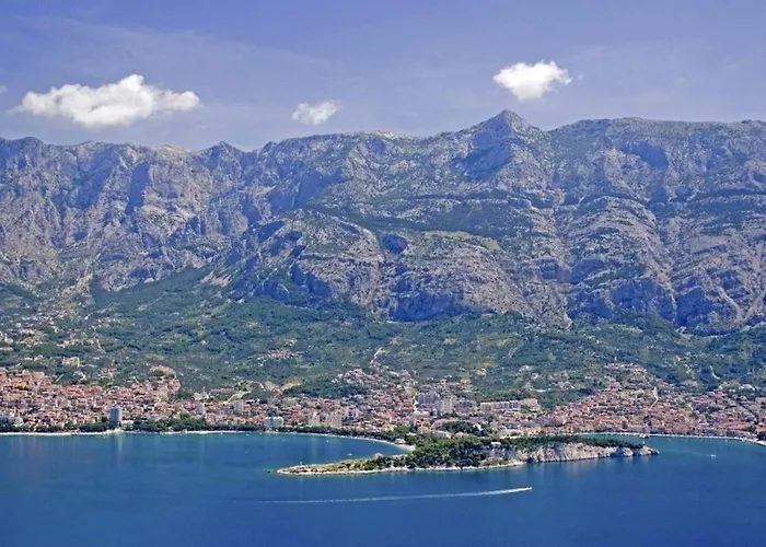 Kuk With Heated Salt Water Pool - Villa Makarska
